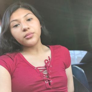 Meet your Posher, Kassandra